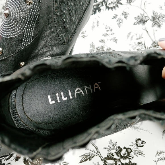 Liliana peep toe heels snakeskin studs detail sz 9 - Picture 5 of 8